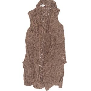 Knit sleeveless cardigan